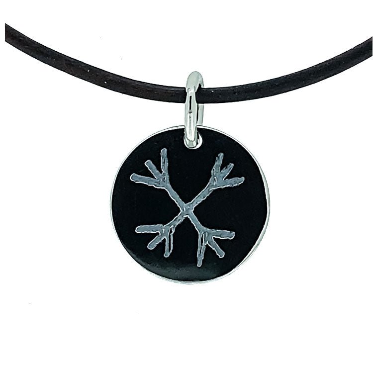 Helm of Awe - Titanium necklace, polished/matte - zeezen.is