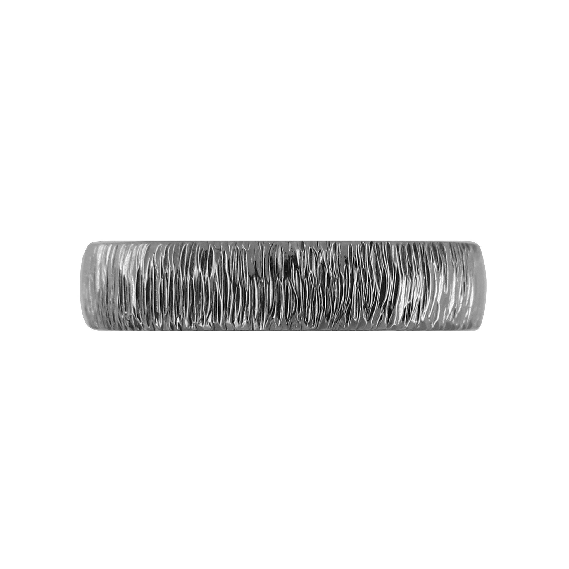 Tantalum Ring w/o min. Corner Hammered Polished w/ Small Ruffle Pattern. Ring profile: width: 5.5 mm || height: 2.3 mm. Top view.